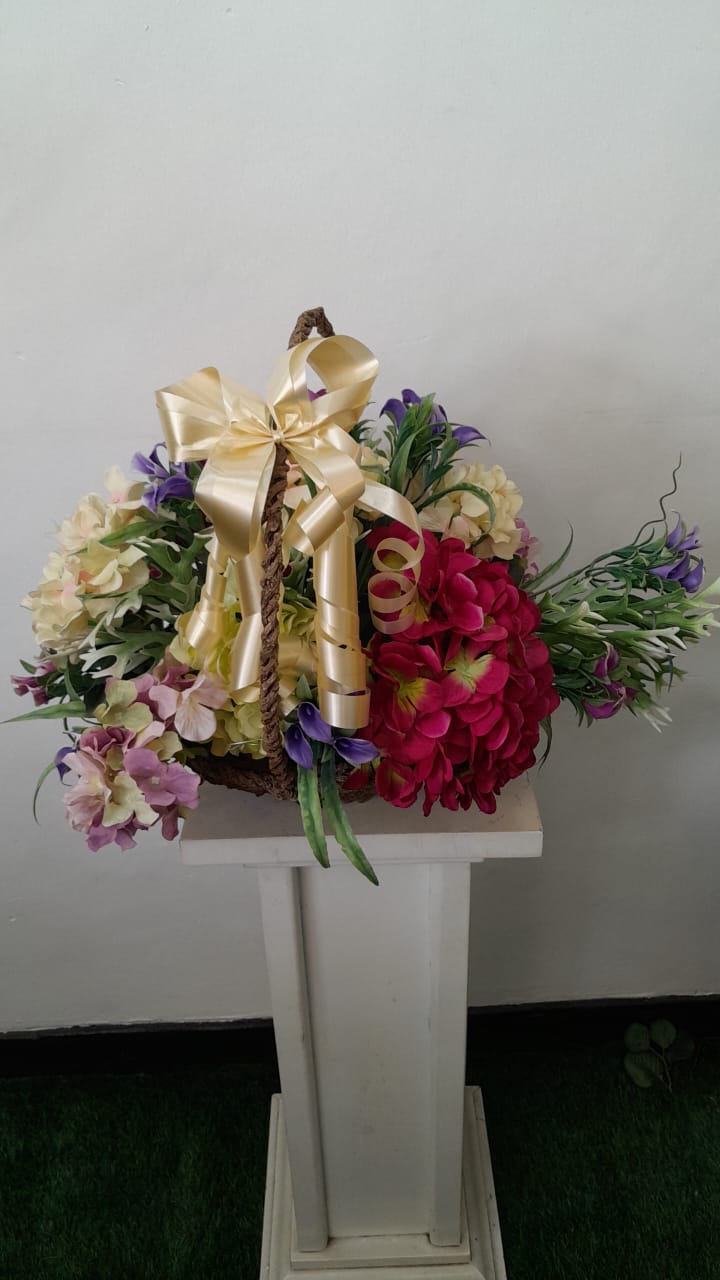 Artificial Floral Arrangement (h:37cm w:52cm)