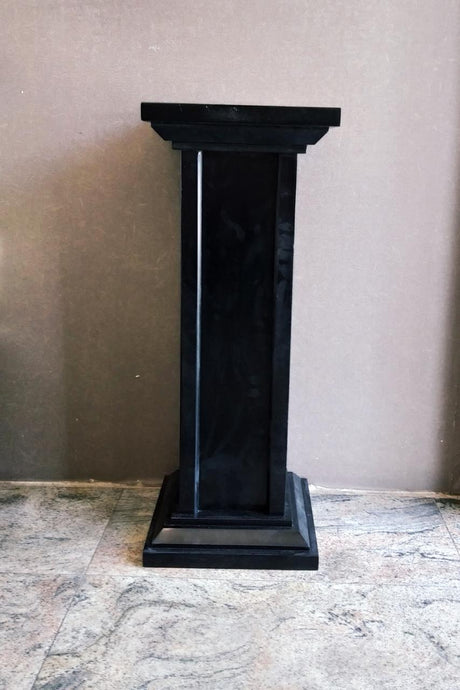 2.3ft Wooden Pillar (Black) - Green Gardens Mihiliya (Pvt) Ltd