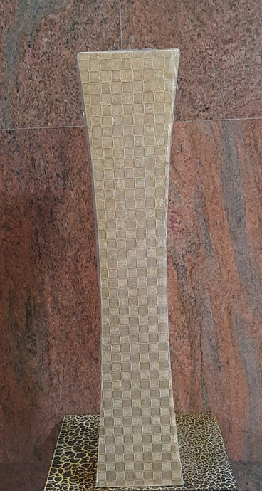 60cm Wooden Base with Cheque Design - Green Gardens Mihiliya (Pvt) Ltd